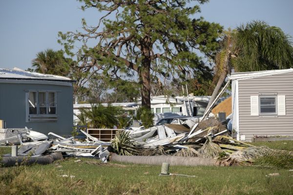 Double Wide Demolition in Midland