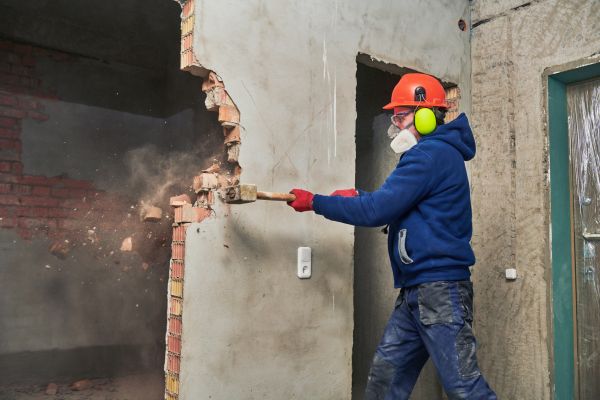 Concrete Wall Demolition in Midland